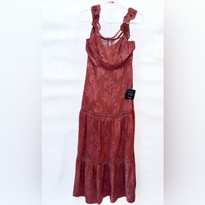 New LULU Elegant Lace Sleeveless Maxi Dress in Muave